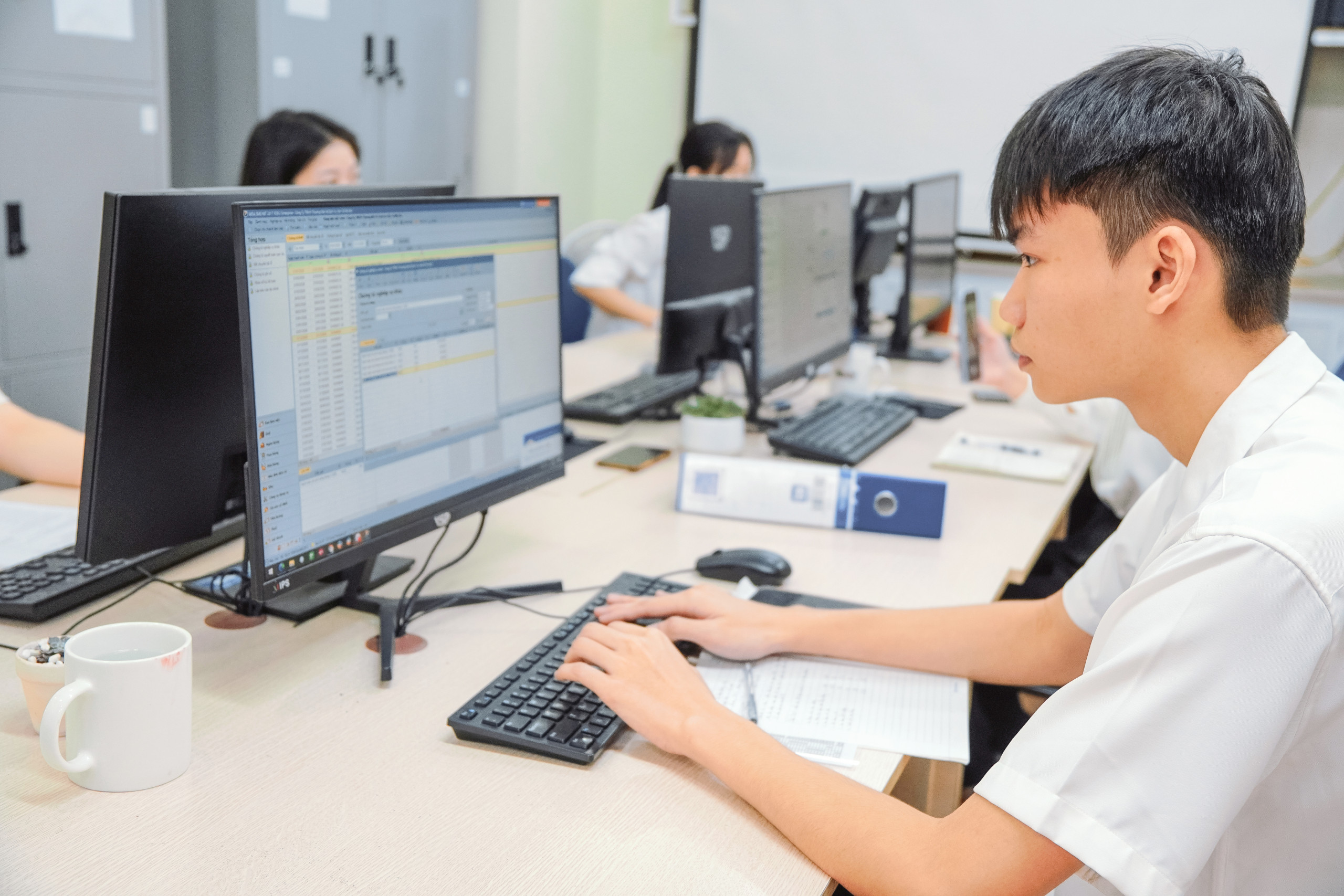 hạn nộp tờ khai thuế